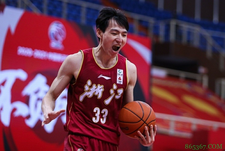 吴前29分是CBA本土球员单场出手不超过8次的第二高分