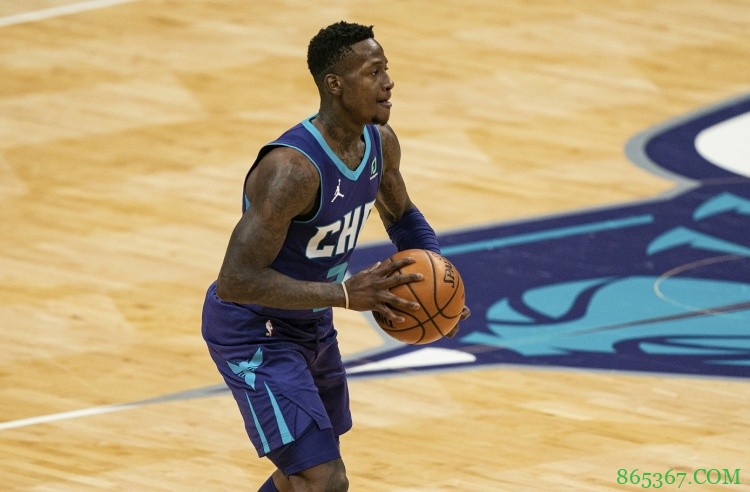 名记：补强控卫 快船内部对罗齐尔的兴趣仍然很强烈