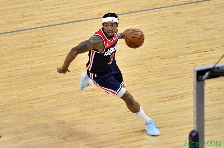 比尔赛季前35场总得分突破1100 ABA和NBA合并以来第七人