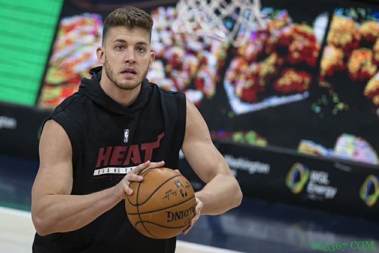 雷霆将阿里扎交易到热火 换来M-莱昂纳德和2027年次轮签