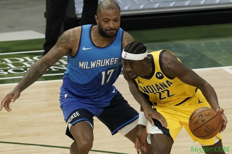 名记：交易截止后和多名高管交谈 大家都不解火箭为何送走勒韦尔