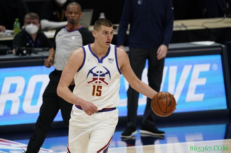 【大发体育评选】3月29日NBA最佳球员：布克