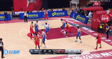 突然爆发！卢艺文次节三分6投5中 独得15分