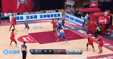 突然爆发！卢艺文次节三分6投5中 独得15分