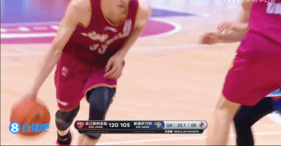 失误不失手感！吴前VS新疆29分8助攻8失误 末节轰出三分三连击