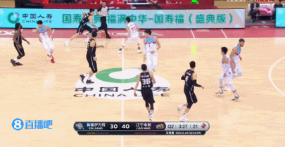 突然炸裂！张镇麟拆炸弹压哨三分&突破强势扣篮2+1