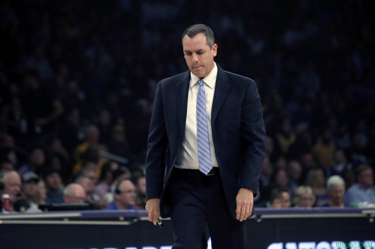 沃格尔:喜欢小加索尔的打球方式 库兹马领导球队做得很出色