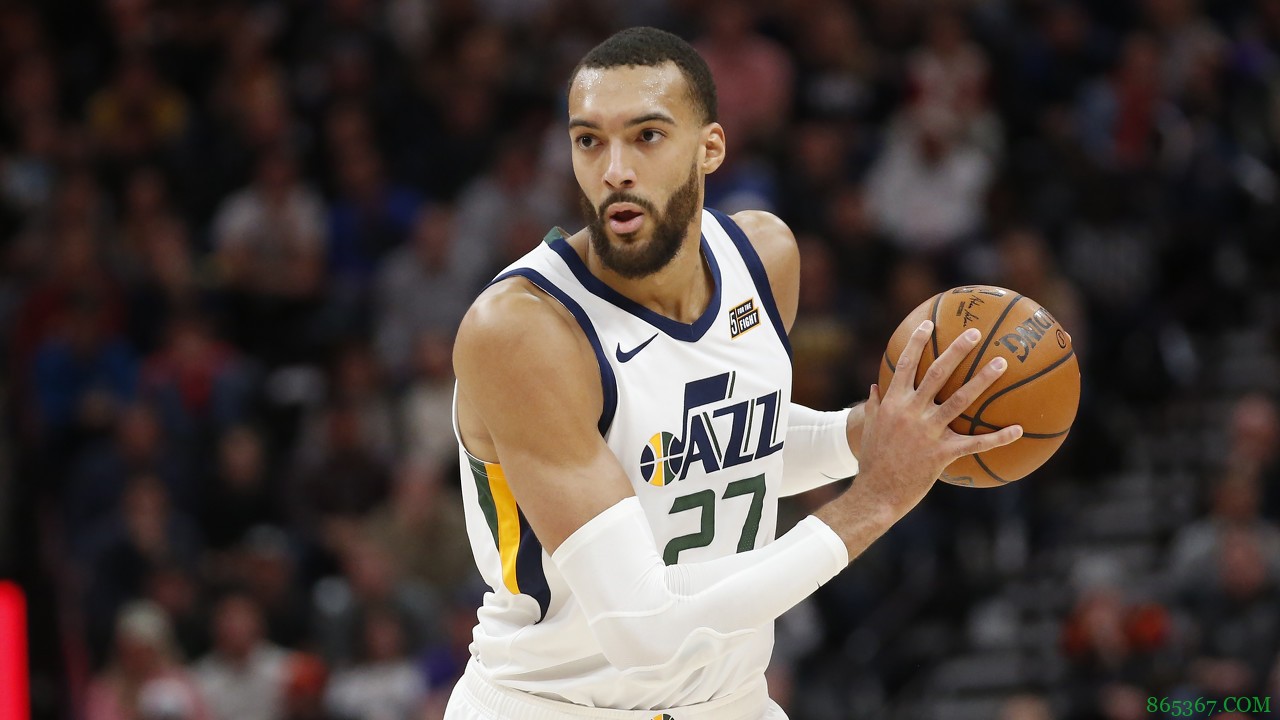 戈贝尔盖帽数多于犯规数 联盟唯一