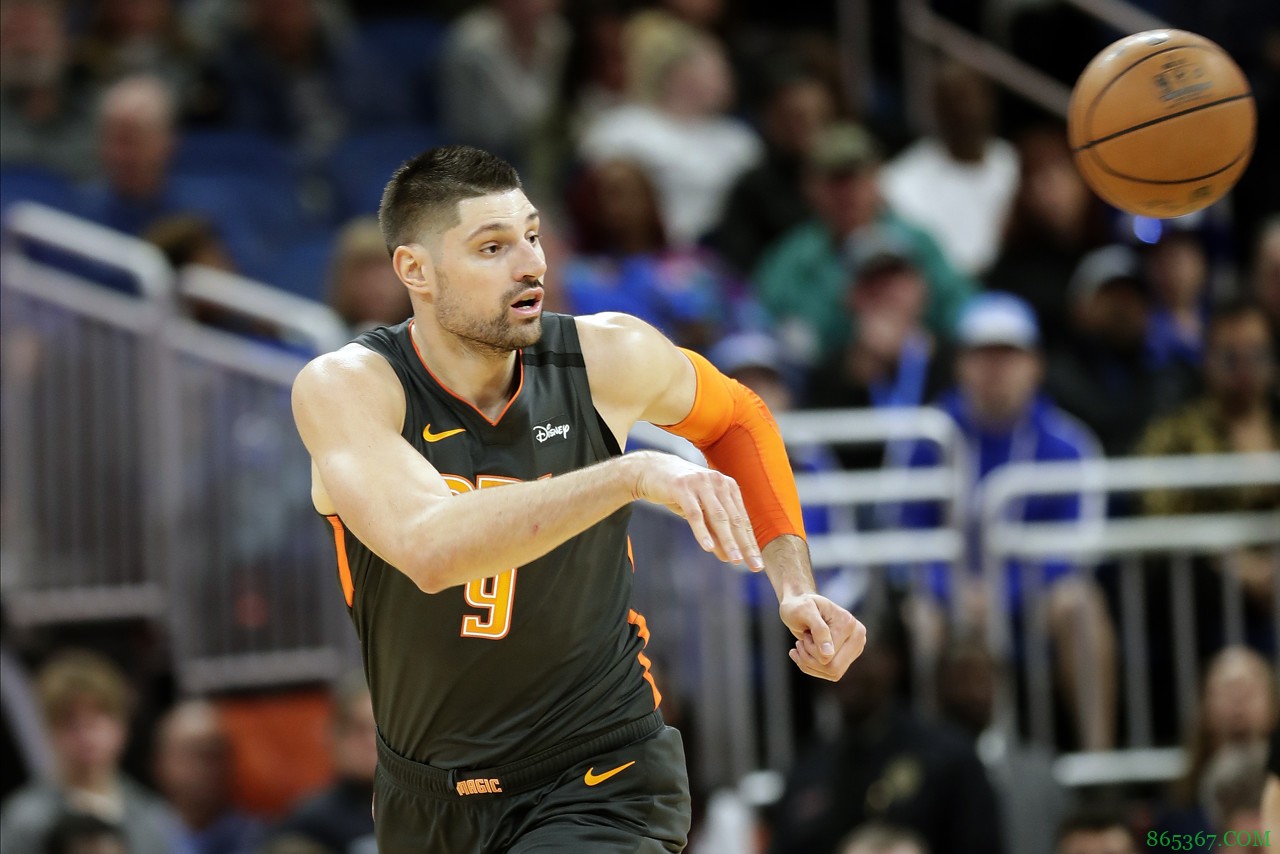 带不动！武切维奇近8场28.5分11.1板4.1助&魔术8连败