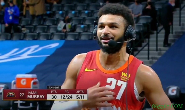 穆雷谈时隔一年再次见到主场球迷:我想死你们啦