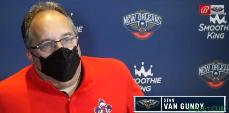 大范：25次失误太离谱了 沃克很棒但关键时刻有些拉胯