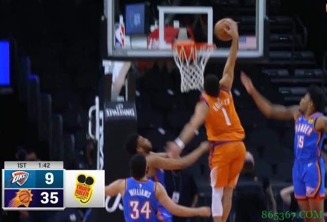 暴力至极！布克晃过对手一条龙劈扣