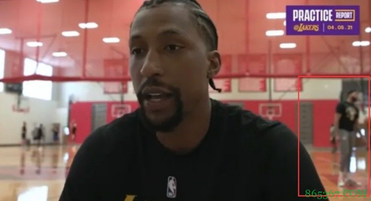 波普：浓眉今日在投篮练习后说自己感觉不错 不清楚他何时复出