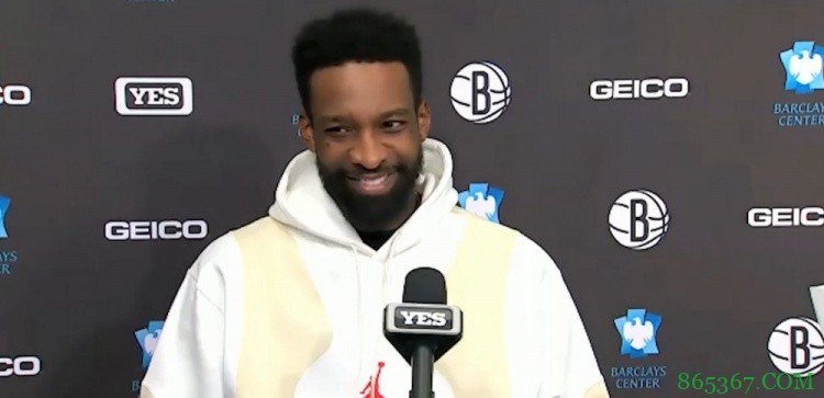 杰夫-格林谈哈登伤退：我们在等他回来时也要想办法继续赢球