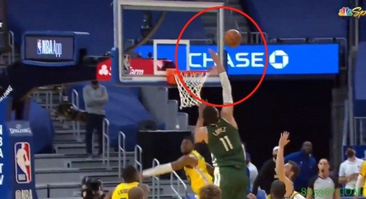 牛顿的棺材板压不住了！你来评评大洛这球是不是干扰球？