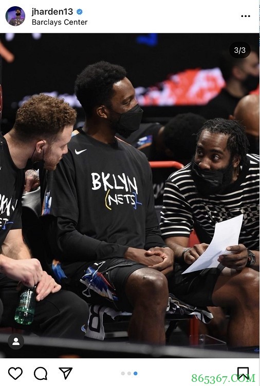 哈登晒与杜欧等人合照:若我们用正确方式打球 天空才是极限