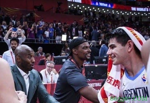 雷霆记者：科比曾向吉诺比利咨询 想把戴克带到湖人