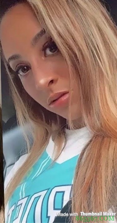 三球疑似在与女艳星约会 后者近日晒出身穿黄蜂球衣自拍回应