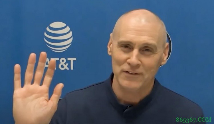 卡莱尔：我在半场投篮上输给077几千美元 我再也不和他打赌了