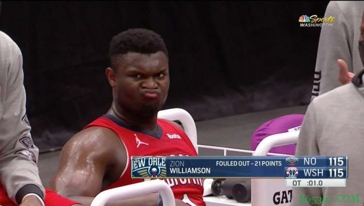 气炸了！锡安六犯离场&送威少绝杀 坐在板凳席嘟嘴生闷气