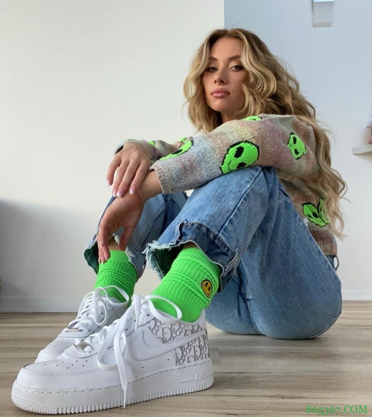 ?又有新恋情?IG女模特现身本西家