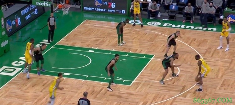 在凯尔特人与勇士的对决里 感受现代篮球的魅力