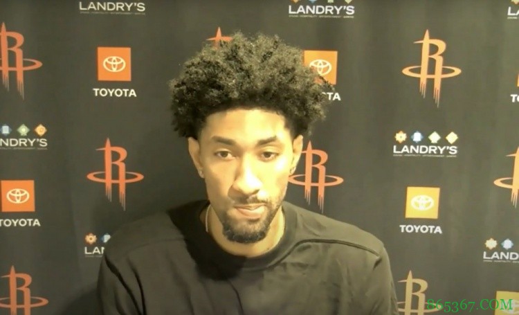 伍德:这是一个漫长而艰难的赛季 能做的只有保持乐观