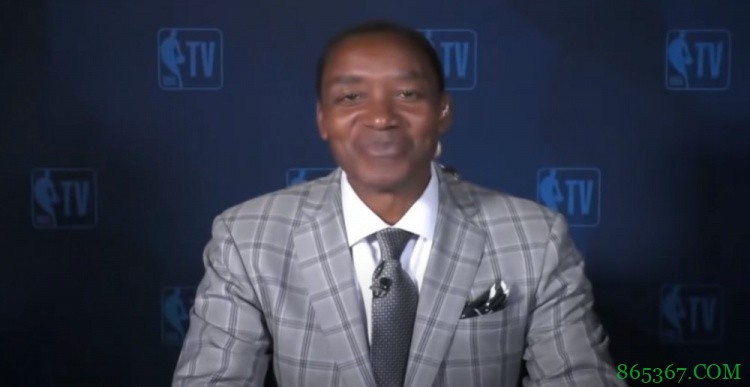 微笑刺客：若追梦未犯满离场 他定会发现位于底角空位的库里