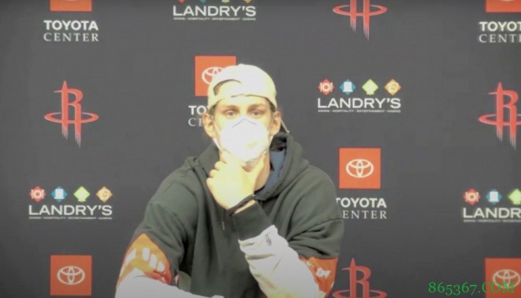 奥利尼克：若能投中空位一切会不同 职业球员不应被场外因素影响