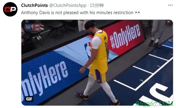 浓眉疑似不满出场时间限制 被换下时踢广告牌表达不满