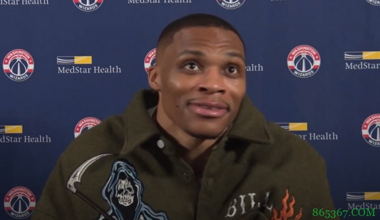 威少：我尊重联盟里所有球员 没有球迷的雷霆球馆太静了