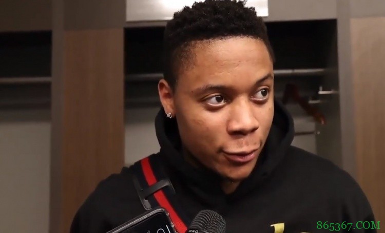 灰熊官方：球队与后卫蒂姆-弗雷泽签约至本赛季结束