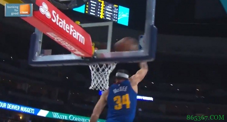 秀儿是你吗！麦基秀操作后转身单手不看筐潇洒扣篮命中