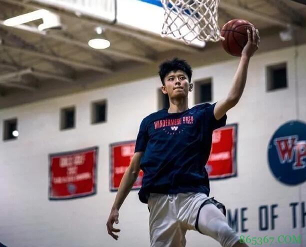 宋翔:去发展联盟是曾凡博单方面决定 首钢无法理解&双方仍需沟通