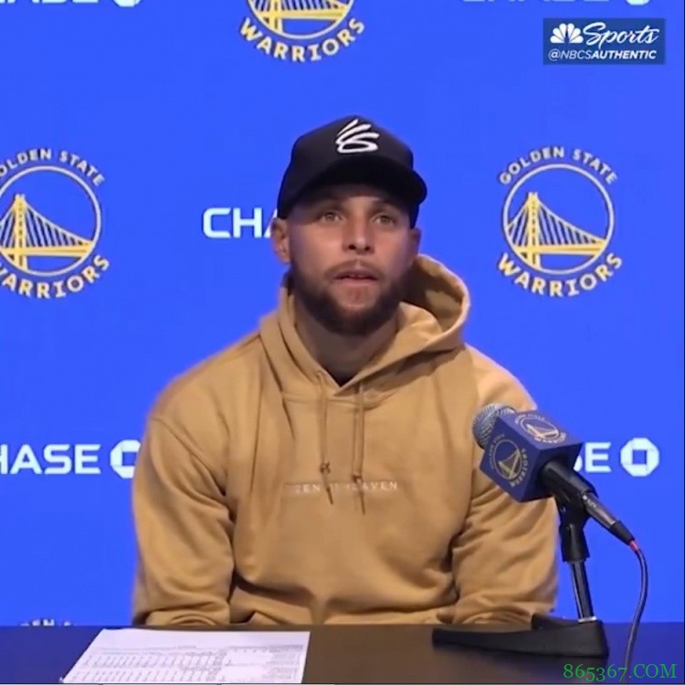 篮筐对你来说像大海？库里：没那么夸张 梅里特湖那么大吧