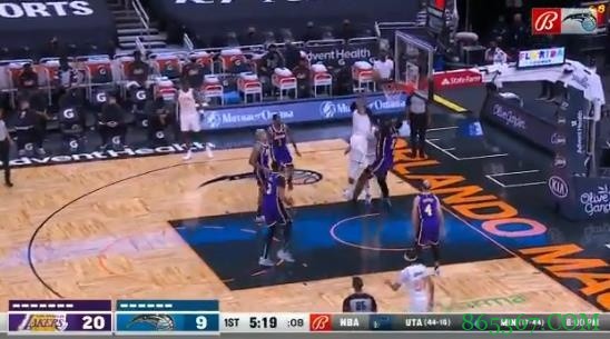 ⚠️无情警告！奥基基大步过掉浓眉迎着庄神战斧式劈扣