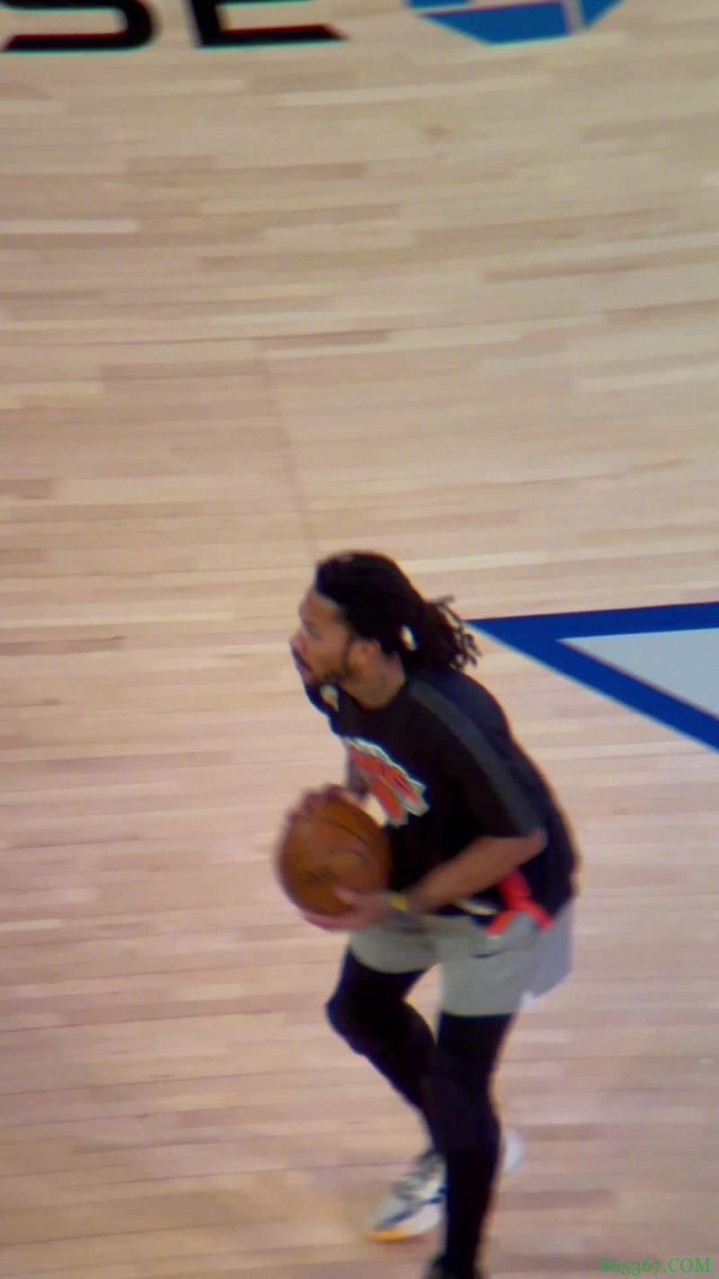 ?东契奇26+8+7 兰德尔14+8+11 独行侠力克尼克斯取三连胜