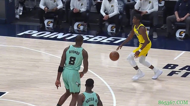 ?布里奇斯23+10 海沃德&小萨伤退 黄蜂七人上双送步行者3连败