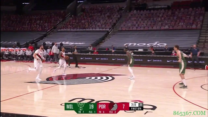 ?字母哥47+12 霍勒迪22+10 利拉德32+5 雄鹿终结开拓者4连胜