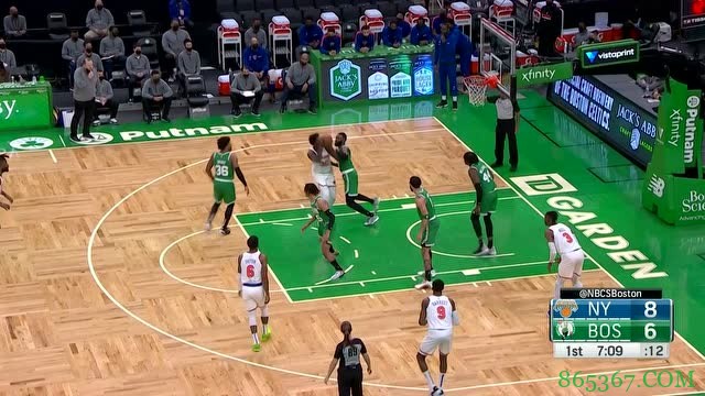 ?布朗32+10 塔图姆25+10 兰德尔22+9+6 绿军险胜尼克斯