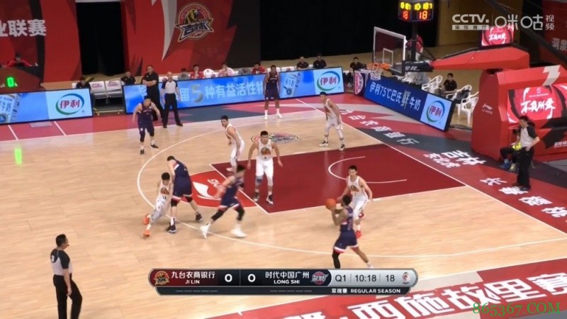 ?摩尔32+10 郑准21+5 崔晋铭29+9+7 广州轻取吉林三连胜