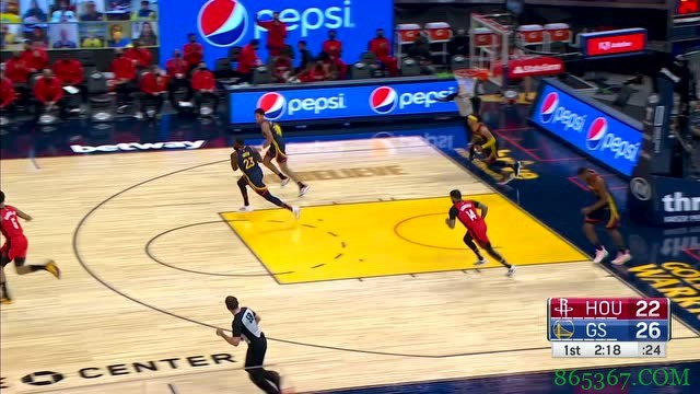 ?库里38+8+5 维金斯25+6 沃尔30+7 勇士轻取火箭