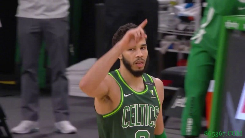 ?武切维奇29+9 獭兔首次三双 公牛终结绿军六连胜