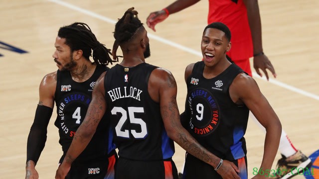 ?兰德尔31+10 范弗里特27+5+11 尼克斯击退猛龙豪取9连胜