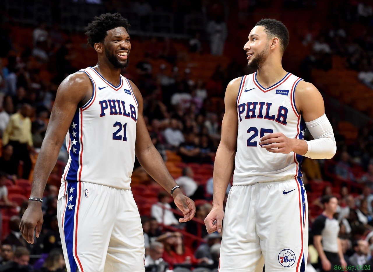 互捧够友!恩比德:DPOY是西蒙斯非常想要的东西 他值得当选