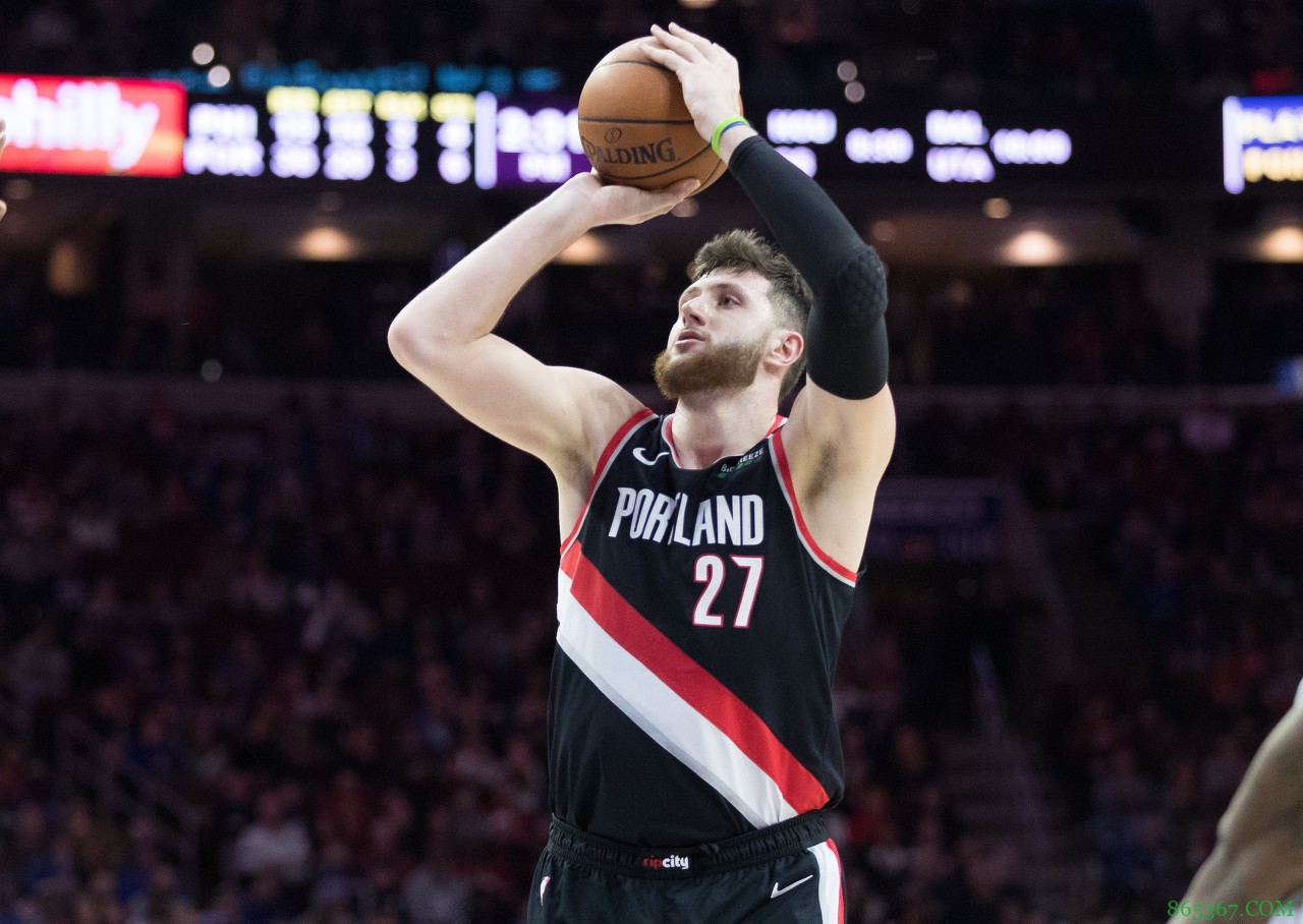 努尔基奇连场砍下至少15分15板5助 比肩汤爹&队史近39年来首人