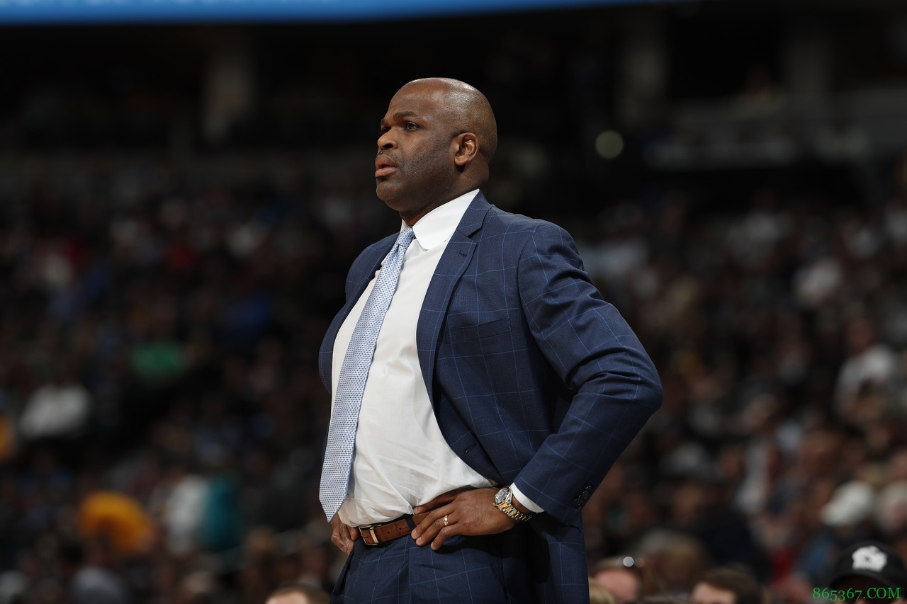 麦克米兰：特雷-杨受伤了但仍完成训练 亨特不会缺席整个赛季