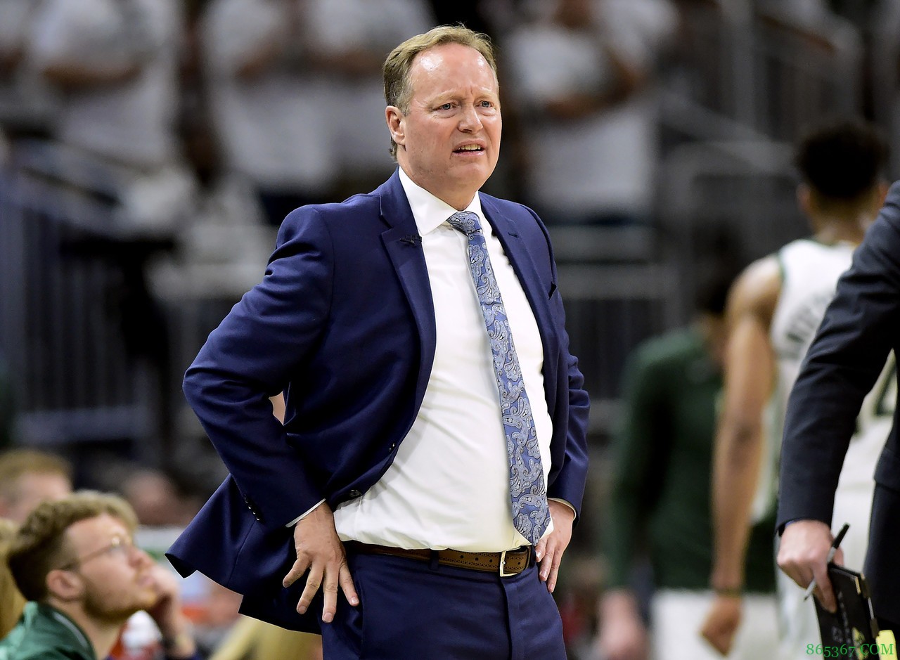 布登霍尔泽谈失利:送给对手太多罚球和三分机会