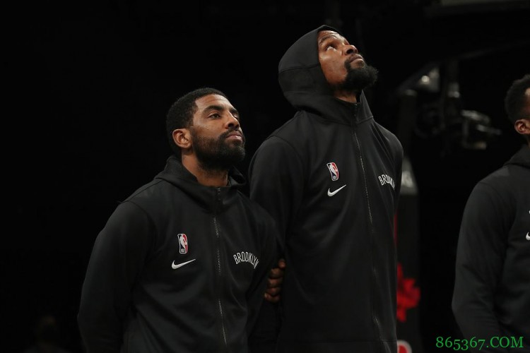 纳什：KD&欧文今天打得非常典型 限制KD出场时间是球队的坚持