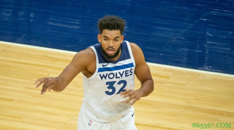 全明星后30分+10板+5助次数：唐斯第一 字母哥威少哈登并列第二